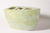 Small schiffsvase mit drei luken grun keramik gefass