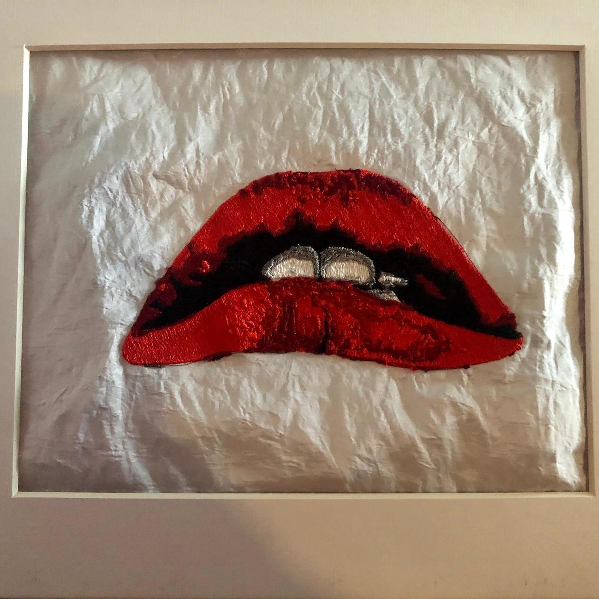Textil Kunst kaufen – Designermode – Rote Lippen